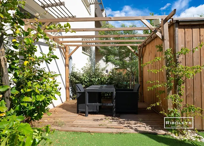 Riboleys - T2 Avec Clim Wifii Et Piscine Апартаменты Виас