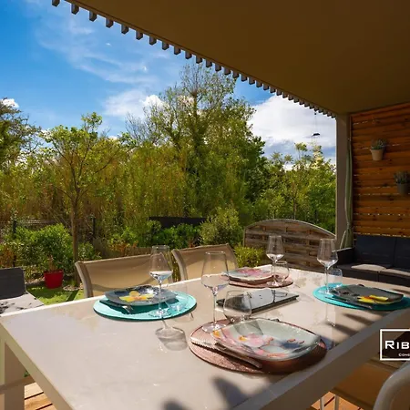 T2 Climatisé Avec Wifi Et Piscine